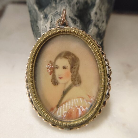 Antique Victorian Pendant 10K Yellow Gold 15 g Hand Painted Miniature Portrait - Picture 8 of 16